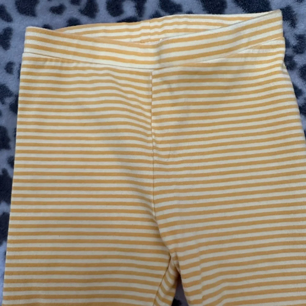 babyGap Striped Leggings with Lace Trim in Yellow Size Toddler 3 Years